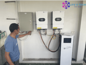 Lắp điện mặt trời có lưu trữ tại Life's Tech.